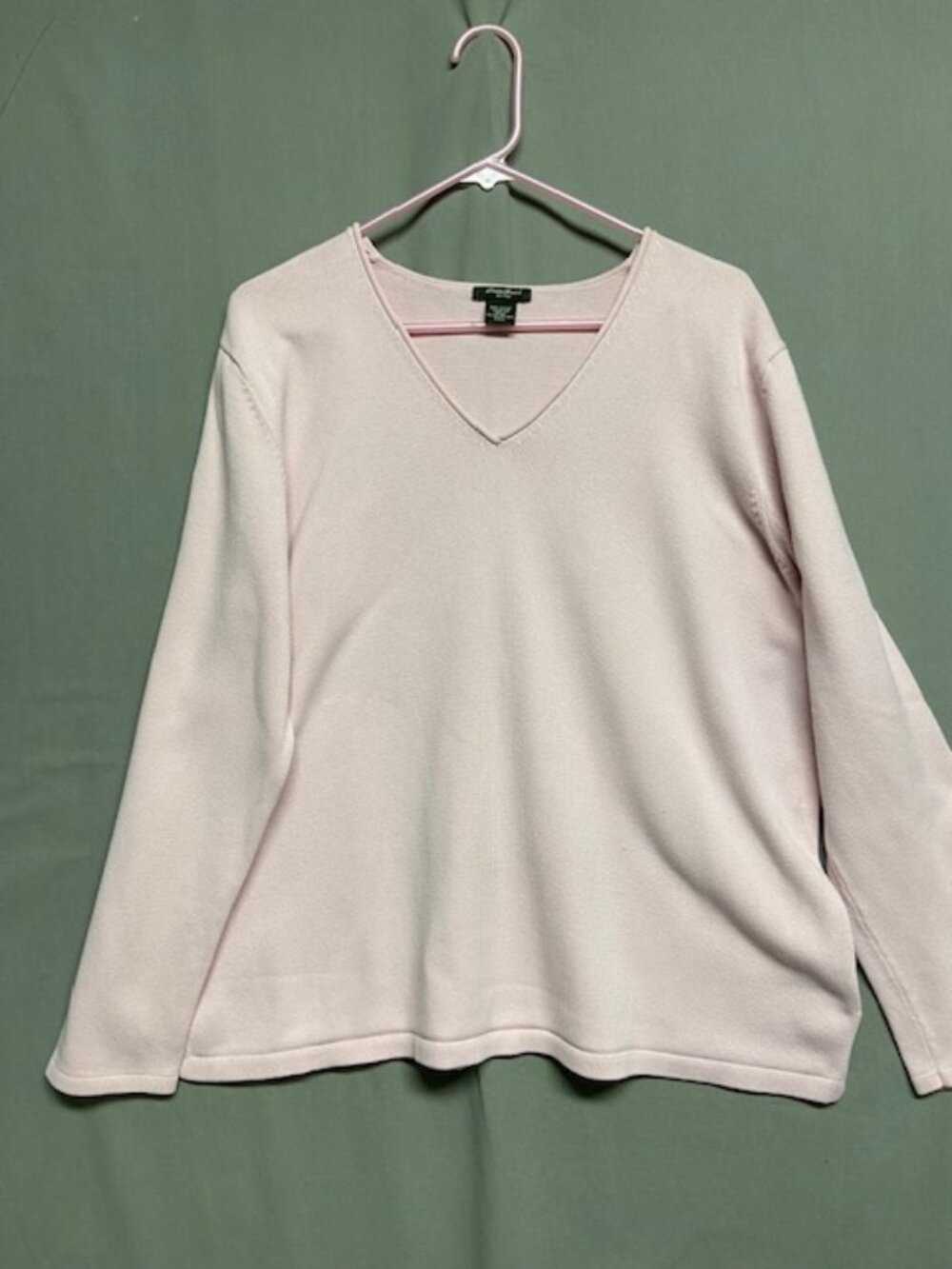 Eddie Bauer XXL V-Neck Sweater